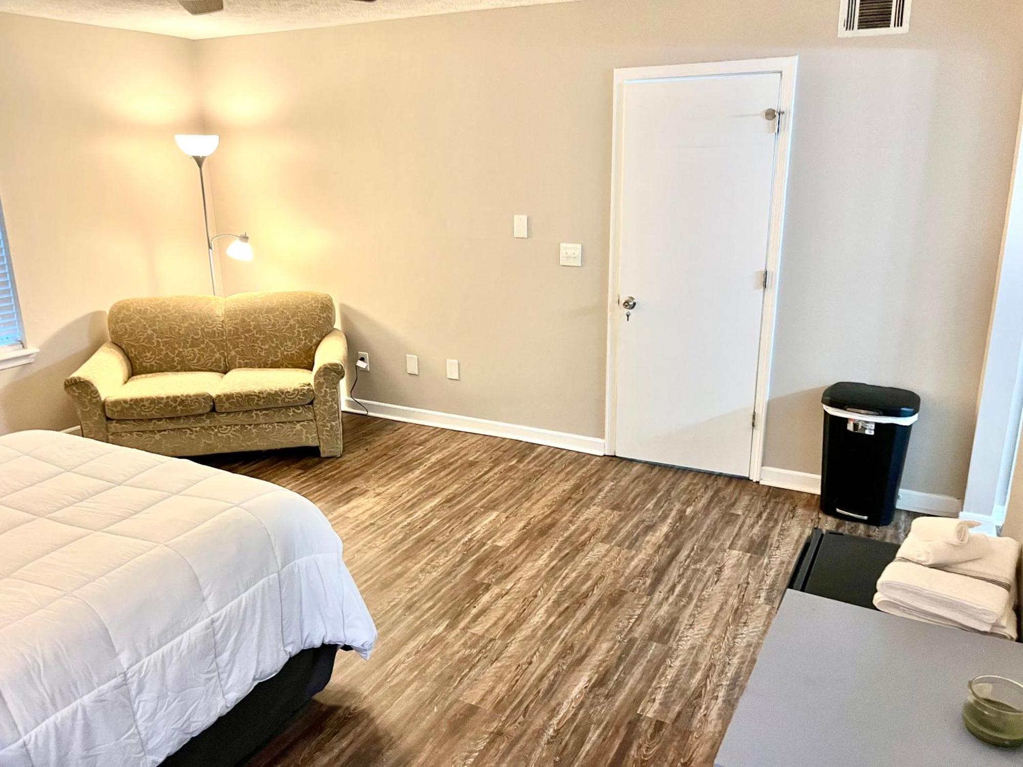 Apartment By Month *